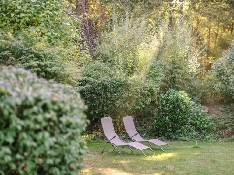 Quiet and spacious private garden at Stay Eden CORAL
