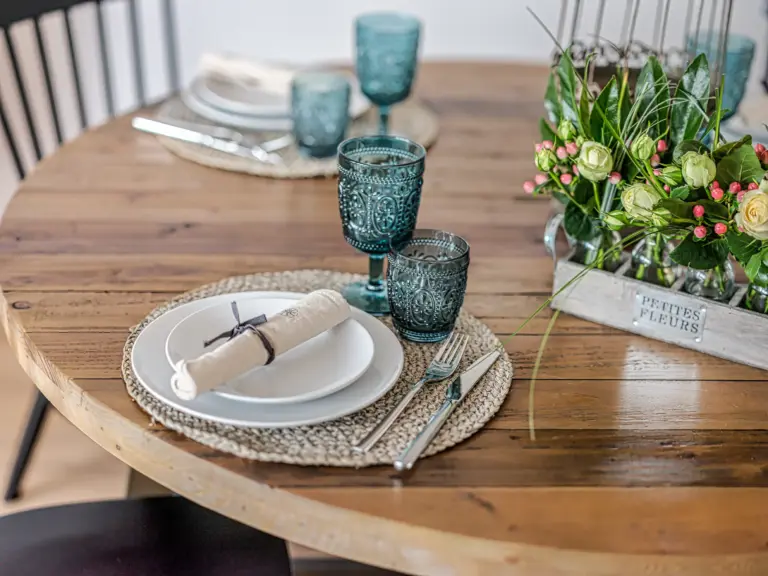 Elegant table setting with glassware at PEARL SILVER